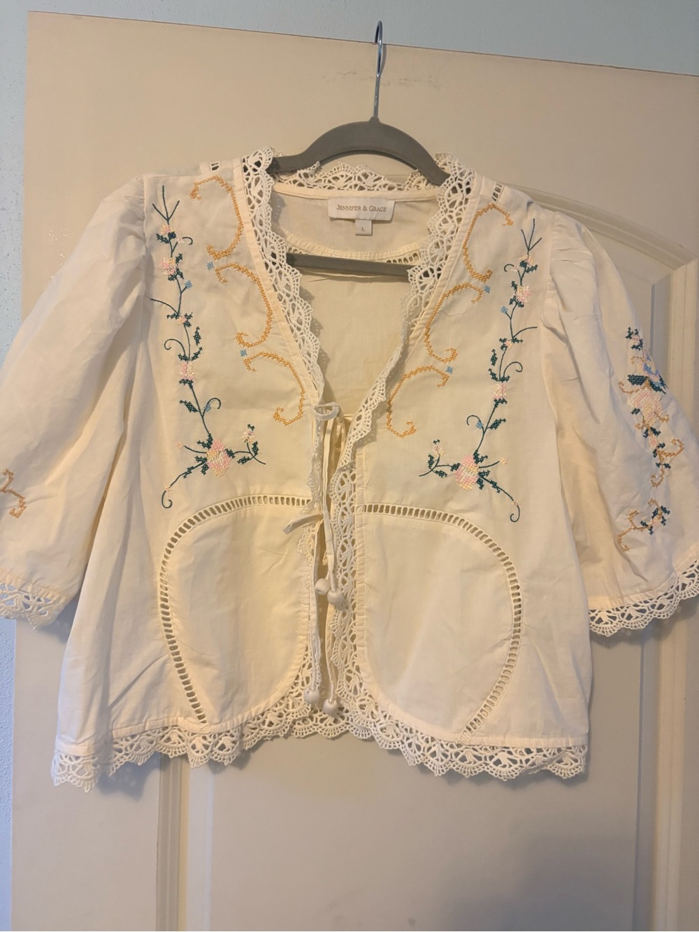 Jennifer & Grace White Embroidered Cropped Blouse